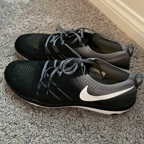 Nike Free TR Focus flyknit woman’s training shoes - Picture 3 of 3
